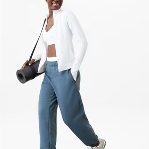 NWT Salutation Ribbed Jacket - White size Medium